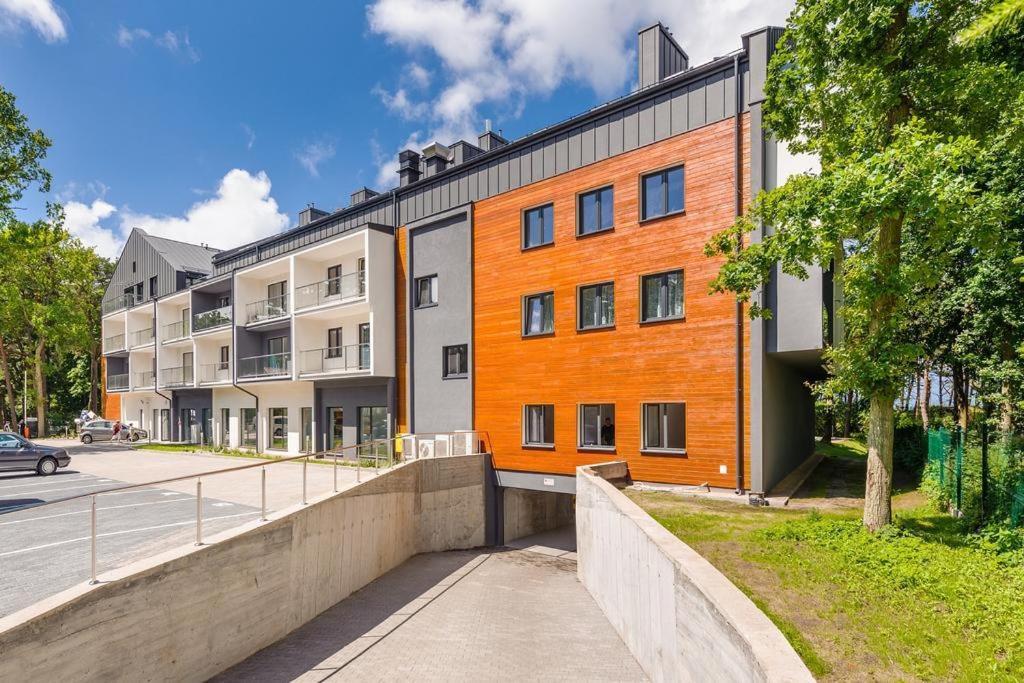 Dwie Sosny Apartamenty Przy Plazy - Sauna, Jacuzzi, Silownia, Bawialnia - 365Pam Ustronie Morskie Eksteriør billede